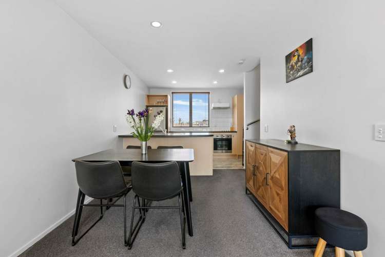 4/3 Riverside Road_0