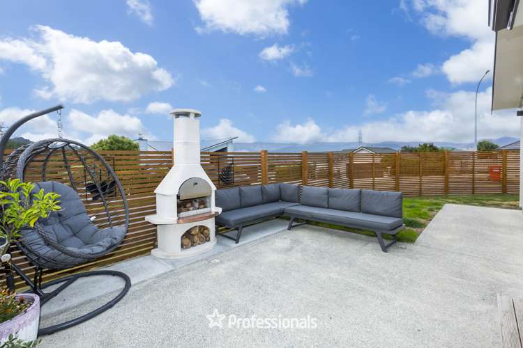 16 Mcewen Crescent Riverstone Terraces_16