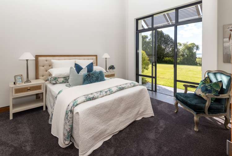 58 Porterfield Road Whitford_24