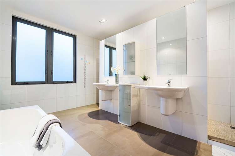 2 Codrington Crescent Mission Bay_32