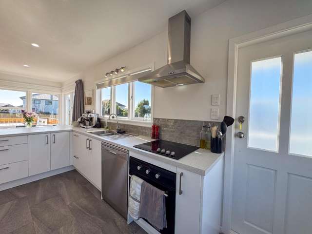 104 Chivalry Road 10878_4