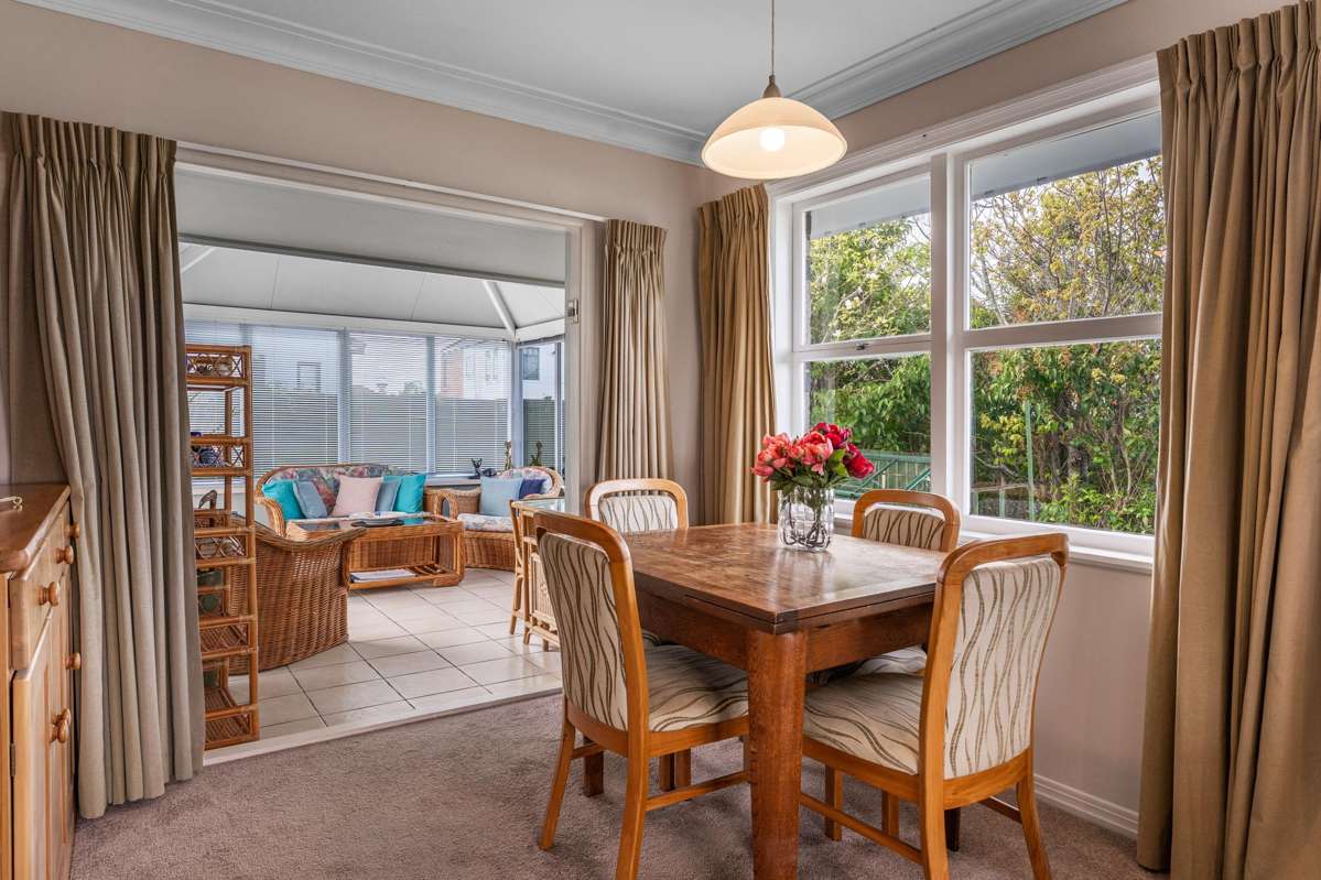 2/12 Piccadilly Place_5