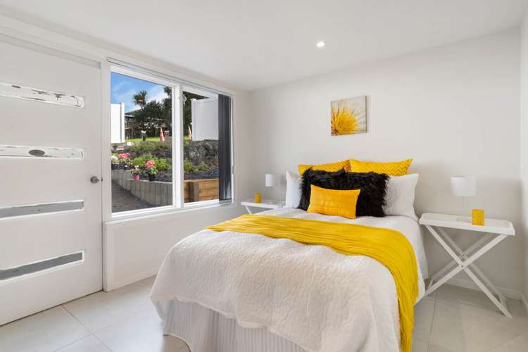 120 Golf Road New Lynn_12