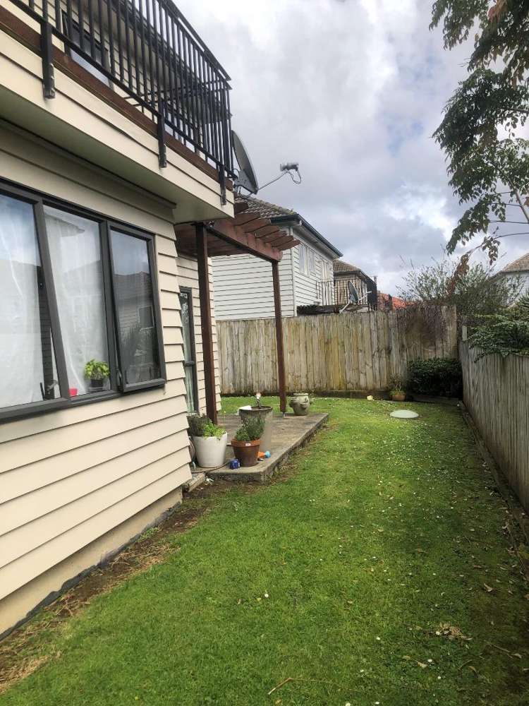 96 Mcleod Rd Te Atatu South_16