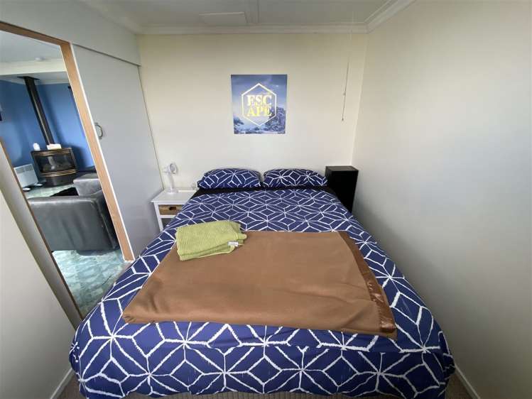 38 Esplanade Kaka Point_16