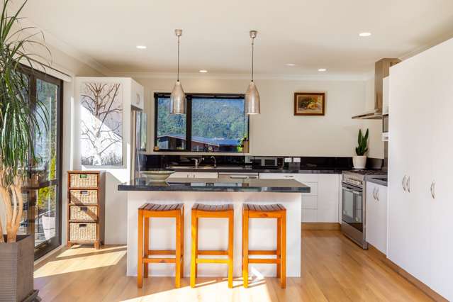 30 Harbour View Heights Picton_4