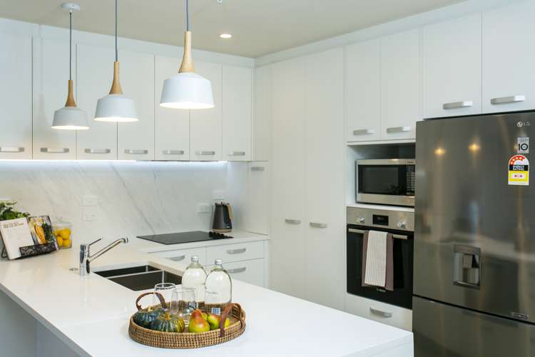 5 Greenwich Way Unsworth Heights Auckland_32