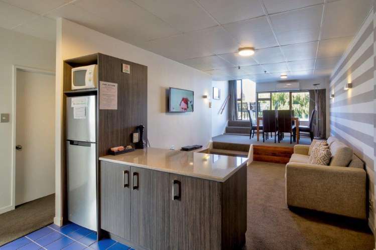 1/62g Shotover Street Queenstown_8