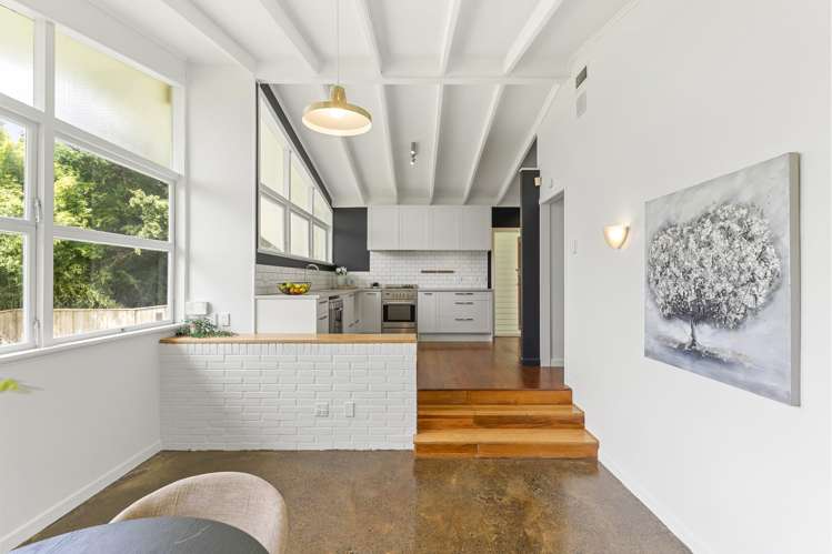 246 Glengarry Road Glen Eden_10