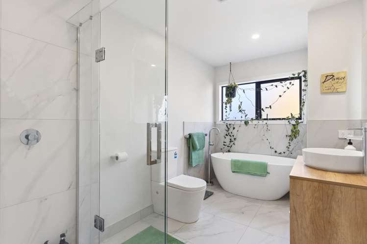 10A Clairville Crescent Wai O Taiki Bay_16