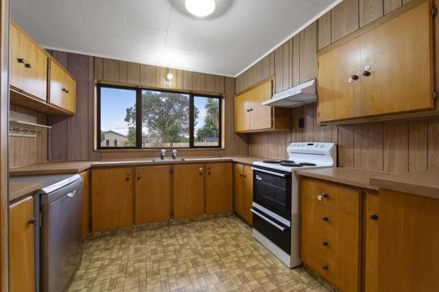 45 Murray Avenue Hawera_2