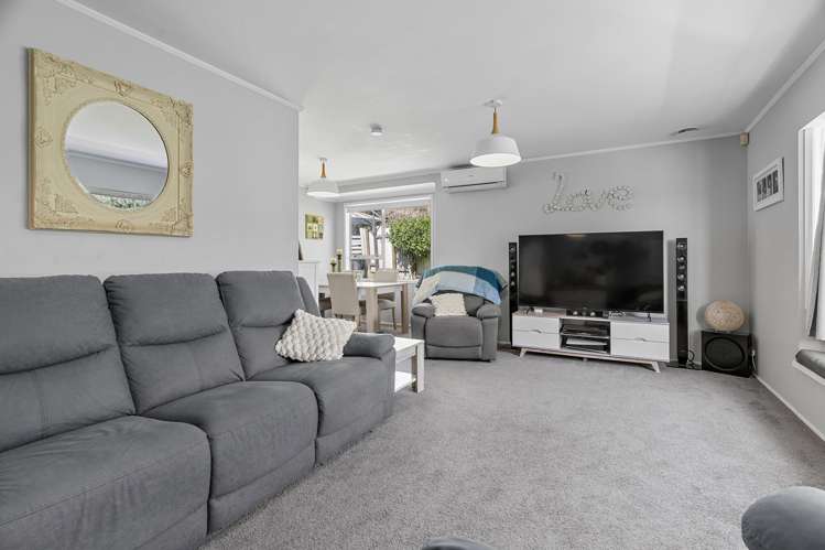 42 Resolution Road Welcome Bay_9