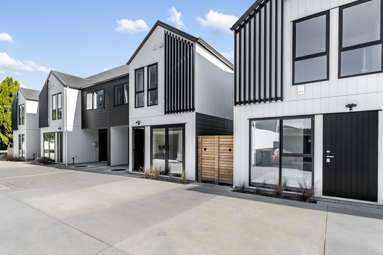 1-7/27 Taikata Road_1