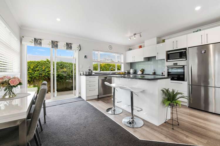 7 Annalise Place Orewa_10