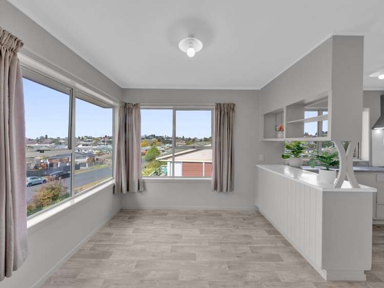 15 Maple Avenue Dinsdale_8