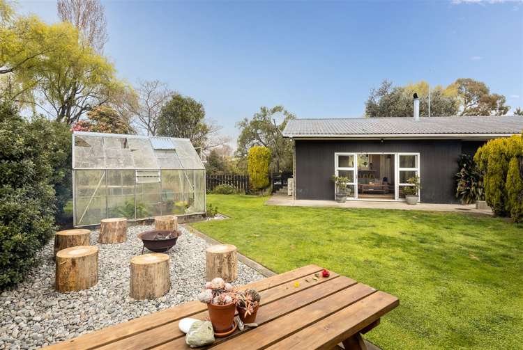 11a Dillons Point Road Islington_24