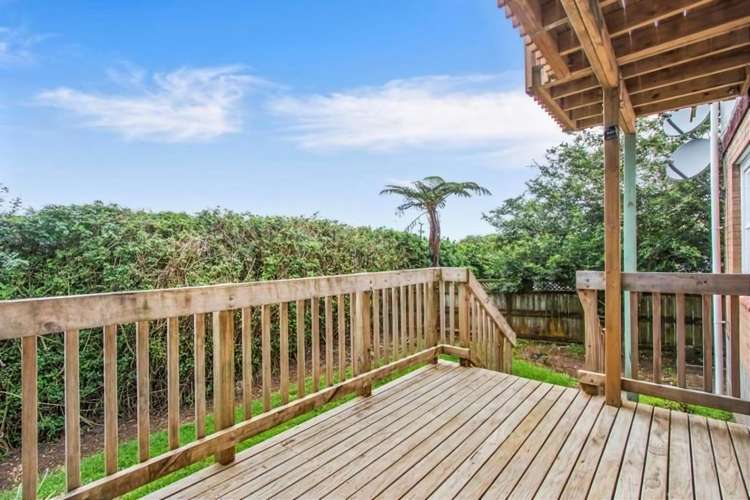 2/17a Kawau Road Greenlane_11