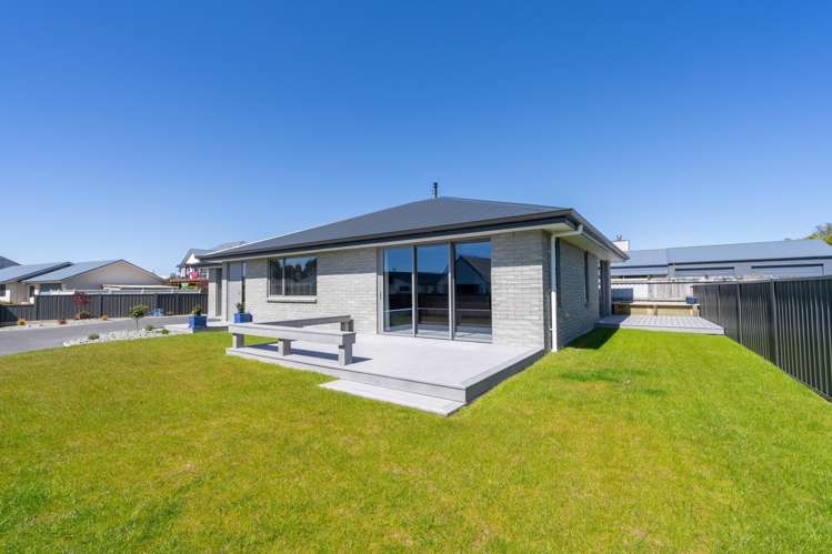 A/22 Lawson Burrows Crescent Te Anau_25