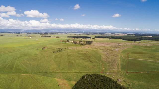 526 Lake Road Himatangi_1