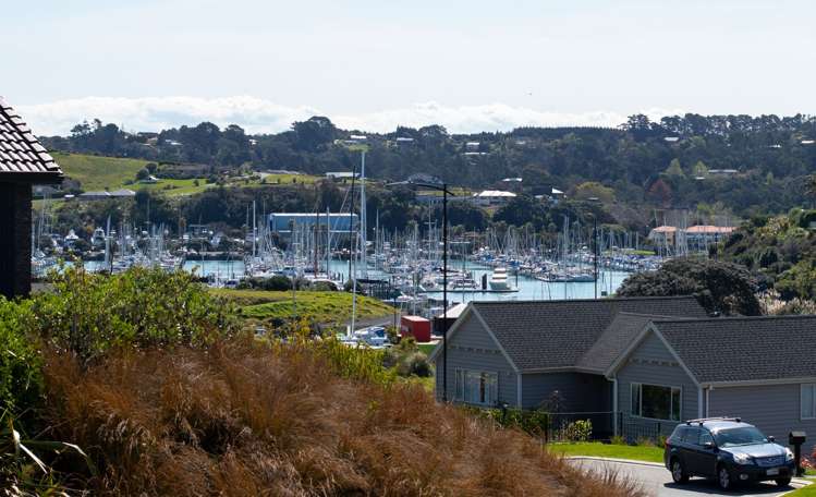 21 Discovery Drive Gulf Harbour_14