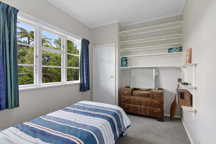 5 Gurney Road Kelson_14