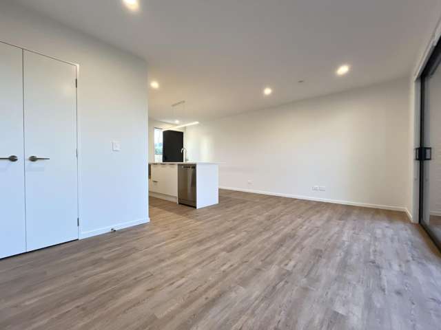 8/83 Edinburgh Street 10222_4