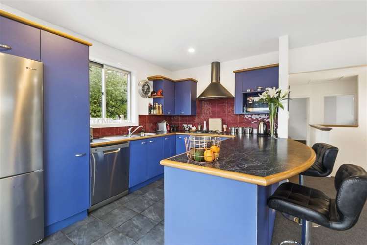 7 Gunns Crescent Cashmere_6