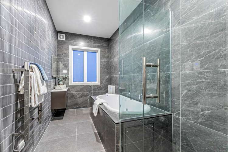 19 Oak Manor Drive Albany_37