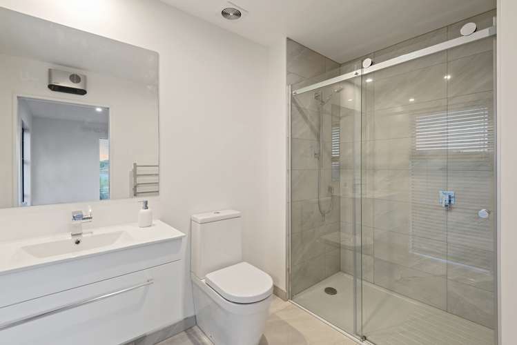 335e Worsleys Road Cracroft_17