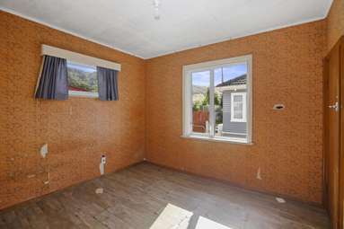 147 Wainuiomata Road_3