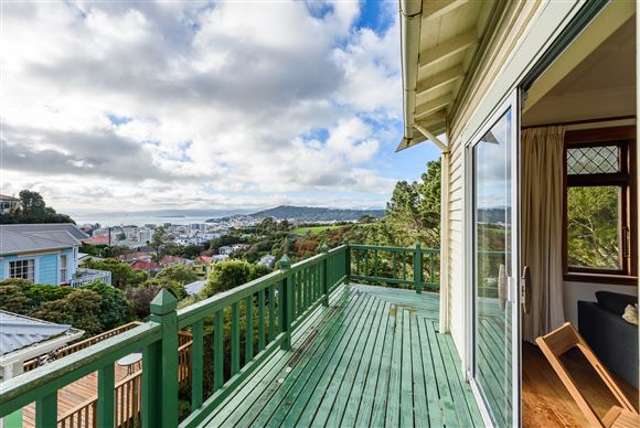 33 Mortimer Terrace Aro Valley_2