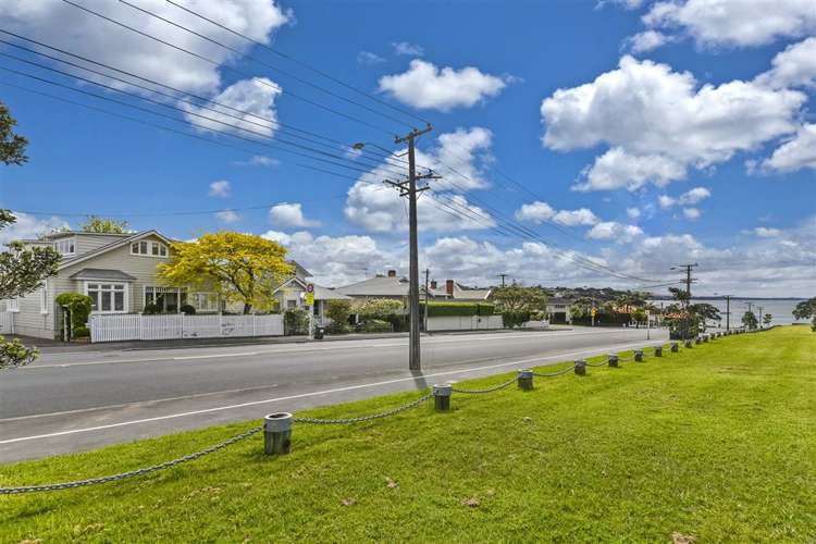 169 Vauxhall Road Narrow Neck_1