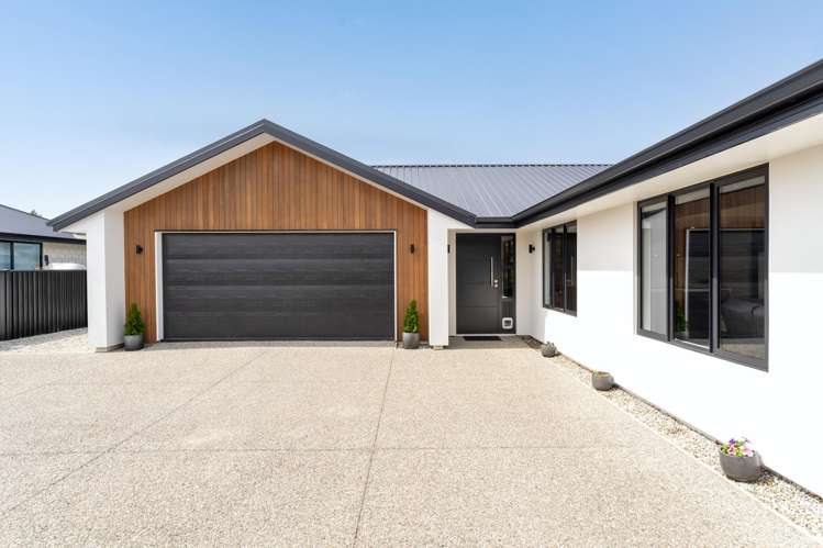 6 Neil Collins Lane Mosgiel_24