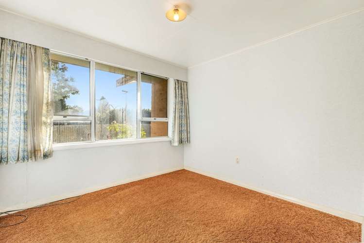 13 Nursery Lane Seddon_10