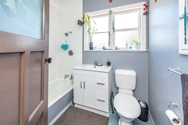 33 Swiss Avenue Gonville_7