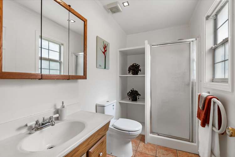 120 Newton Road Maungatapere_10