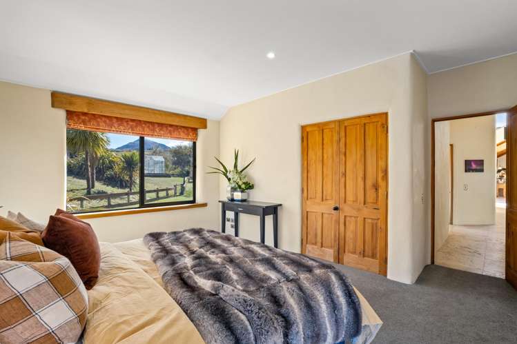 508 Lake Hawea - Albert Town Road Wanaka_36