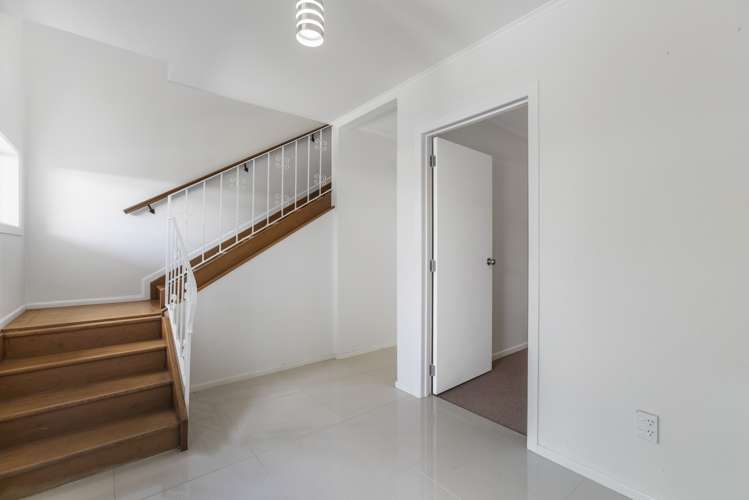 2/44 Campbell Road Onehunga_5