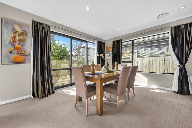 8 Listack Drive Flat Bush_12