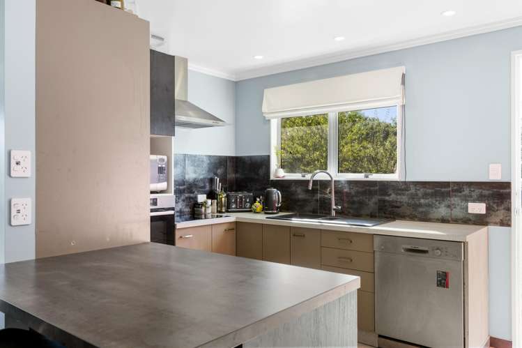 722 River Road Broadlands_7