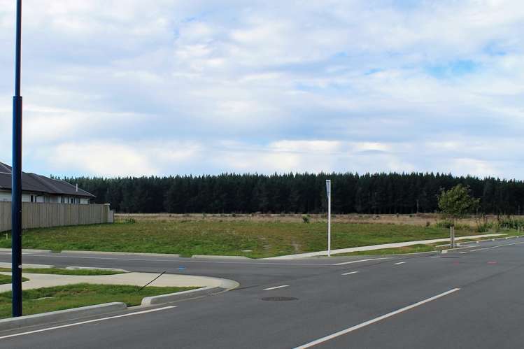 1 Marangai Drive Pegasus_8