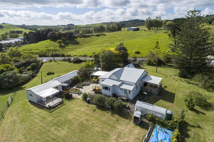 46 Whakapirau Road_0