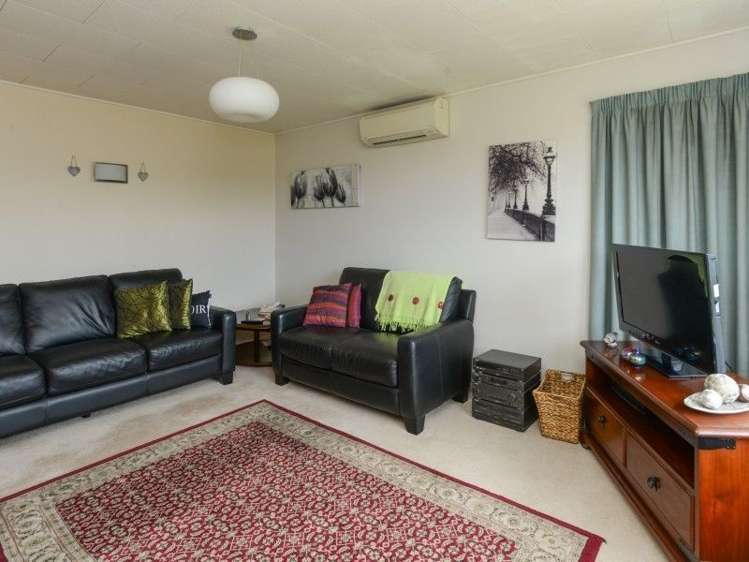 2/801 Alexandra Street Parkvale_6