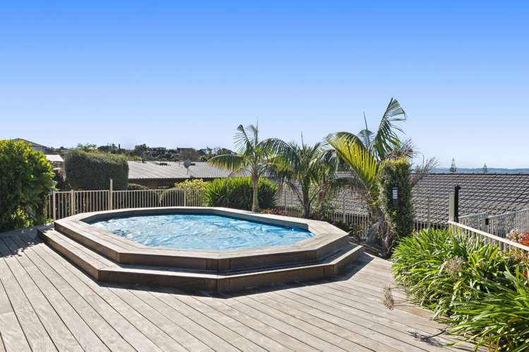 24 McCrystal Avenue Bucklands Beach_9