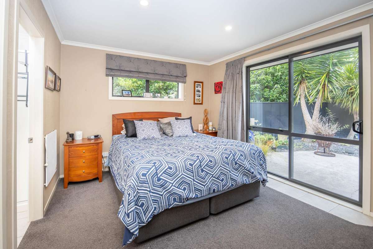 42 Nielsen Gardens_5