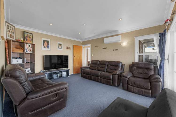 8 Braeburn Place Takanini_5