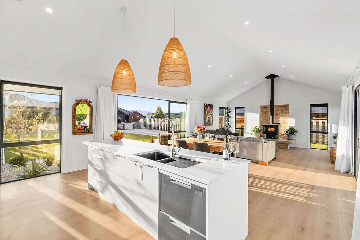 36 Cooper Crescent_2