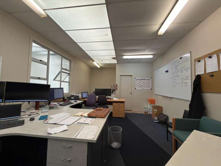 6/98 Main Road Tawa_3