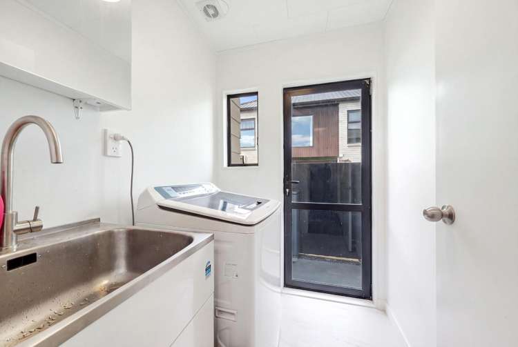 454 Swanson Road Ranui_9