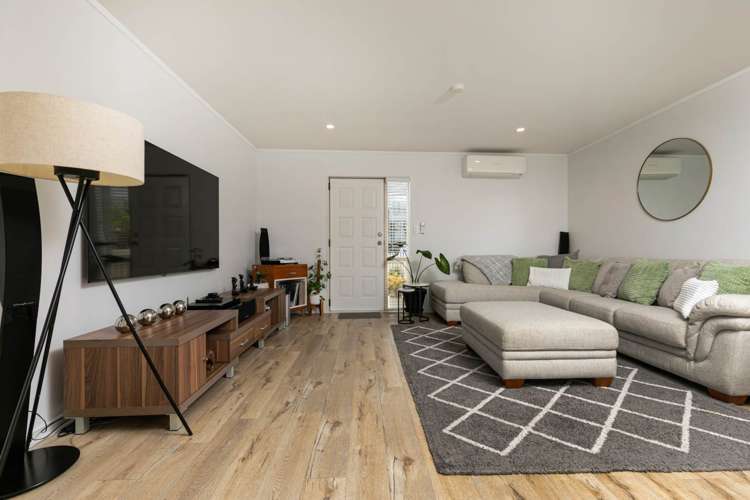 16 Breenagh Place Massey_12